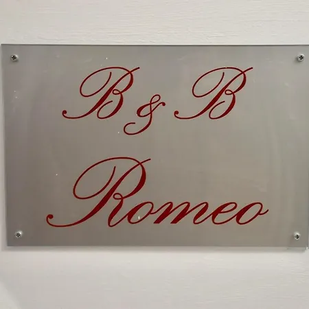 Romeo 3* Bari